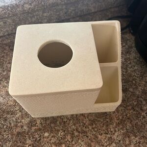 Bed Bath & Beyond Cream Tissue Holder and Organizer